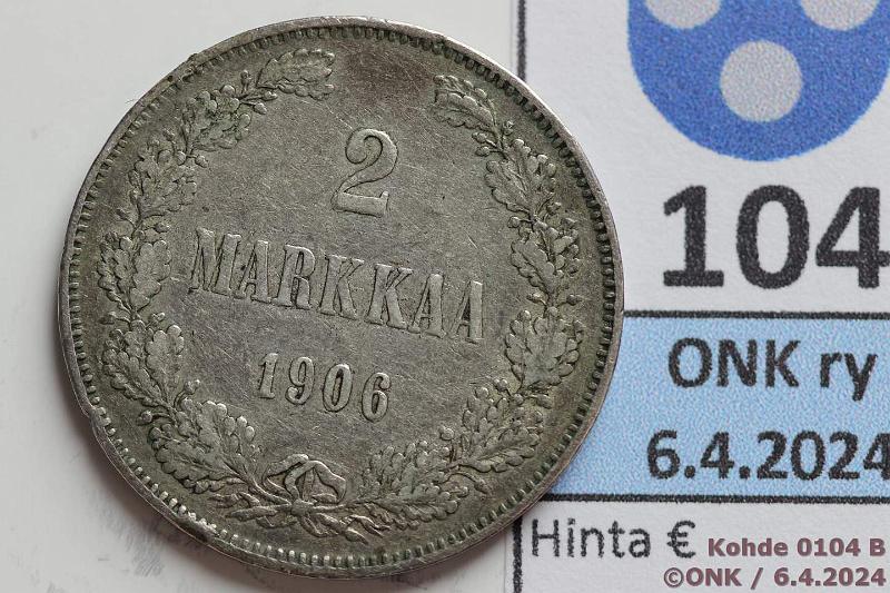 k-0104-b.jpg - Kohde 104 (kuva 2/2), l�ht�hinta: 8 &euro; / myyntihinta: 13 &euro; 2 mk 1906 Ag, SNY 500.1.1.2, lyhyt /, prvja, kunto: 4