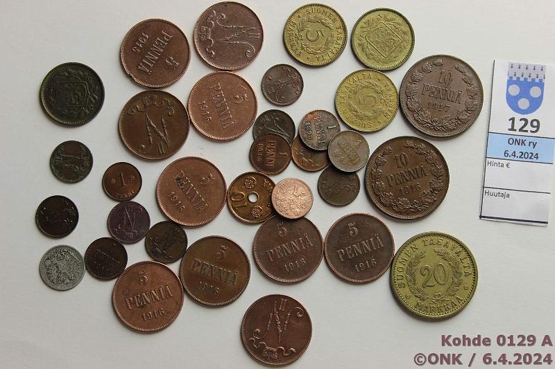 k-0129-a.jpg - Kohde 129, l�ht�hinta: 10 &euro; / myyntihinta: 10 &euro; 1 p - 20 mk (33) 1893-1950 1p 1893, -94, 1900, -05, -07(2), -08, -11(3), -13, -15, -17, -19; 5p 1915(3), -16(7), -43; 10p 1916, -17II; 25p Ag 1907; 5mk 1947, -48, -49, -50; 20mk 1938. Osassa vikoja, osa puhd, kunto: 4-8