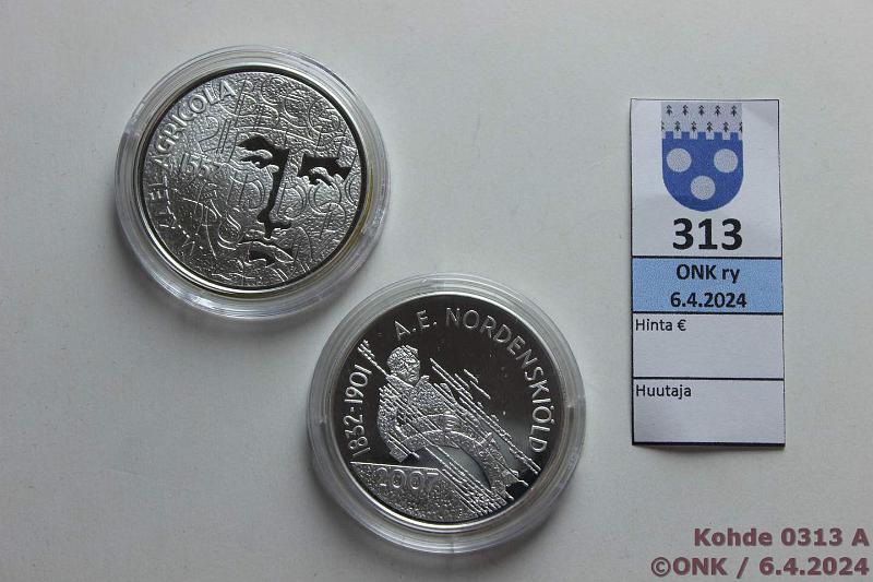 k-0313-a.jpg - Kohde 313 (kuva 1/2), l�ht�hinta: 25 &euro; / myyntihinta: 32 &euro; 10 &euro; (2) 2007 Ag, Proof, Nordenski�ld ja Agricola, kaps, kunto: 10