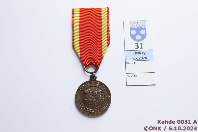 k-0031-a.jpg - Kohde 31 (kuva 1/2), lhthinta: 5 € / myyntihinta: 7 € VM 2 1941, kunto: 7