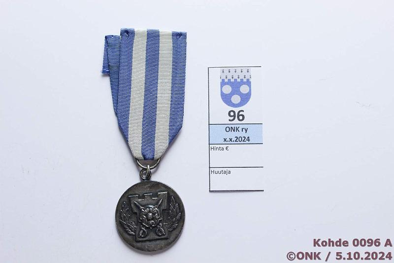 k-0096-a.jpg - Kohde 96 (kuva 1/2), l�ht�hinta: 20 &euro; / ei tarjouksia 2. lk am Hopeinen, ex-Ekman, kunto: 7