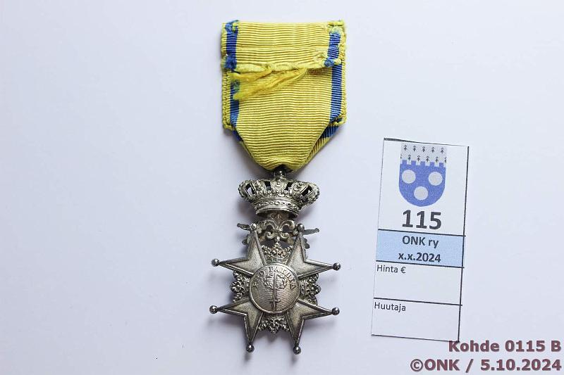 k-0115-b.jpg - Kohde 115 (kuva 2/2), lhthinta: 30 € / myyntihinta: 34 € Miekkamerkki Hopeaa?, ex-Holmasto 2005, kunto: 8