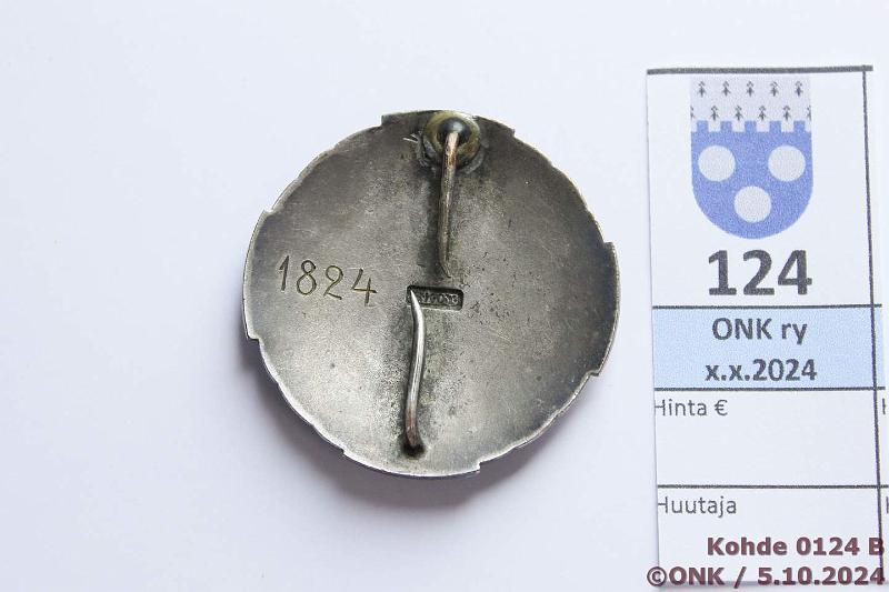 k-0124-b.jpg - Kohde 124 (kuva 2/2), lhthinta: 20 € / myyntihinta: 32 € Sk 1. lk kuntoisuusmerkki Malli 1921 N:o 1824, kunto: 7