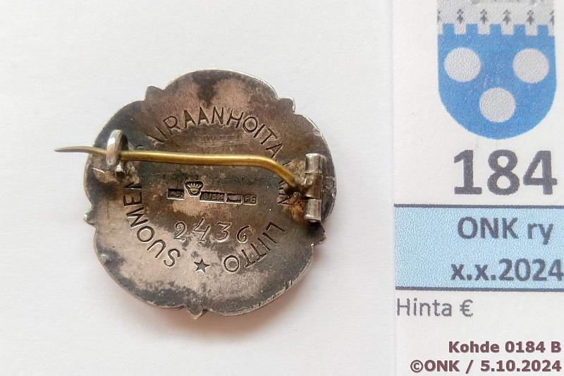 k-0184-b.jpg - Kohde 184 (kuva 2/2), lhthinta: 5 € / myyntihinta: 11 € Hopeinen merkki N:o 2436, Ag 813, P6=1944, kunto: 8