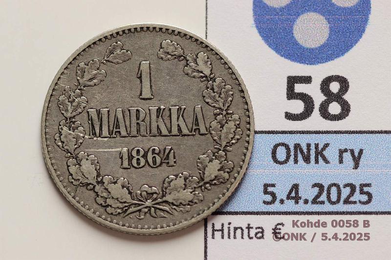 k-0058-b.jpg - Kohde 58 (kuva 2/2), lhthinta: 70 € / ei tarjouksia 1 mk 1864 SNY 397.1.1.2 Ag. Uusi rihlaus. Ap nja, kunto: 4