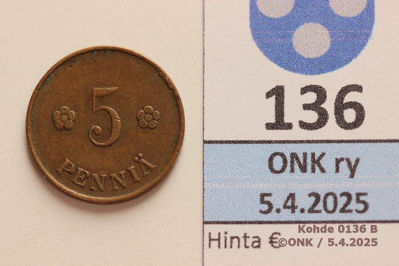 k-0136-b.jpg - Kohde 136 (kuva 2/3), lhthinta: 5 € / myyntihinta: 5 € 5 p 1920 Arvopuolella kaksoispuristus, nkyy hyvin penni-sanassa, kunto: 4