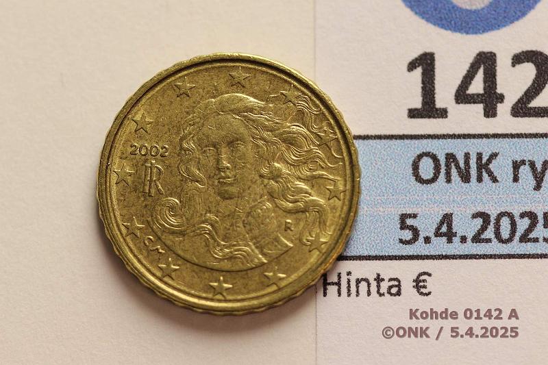 k-0142-a.jpg - Kohde 142 (kuva 1/2), lhthinta: 5 € / ei tarjouksia 10 snt Italia 2002 Molemmilla puolilla selke ylim. rengas, kunto: 7