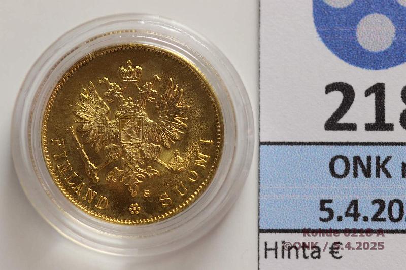 k-0218-a.jpg - Kohde 218 (kuva 1/2), lhthinta: 250 € / myyntihinta: 370 € 10 mk 1913 Au. Kapselissa, kunto: 9