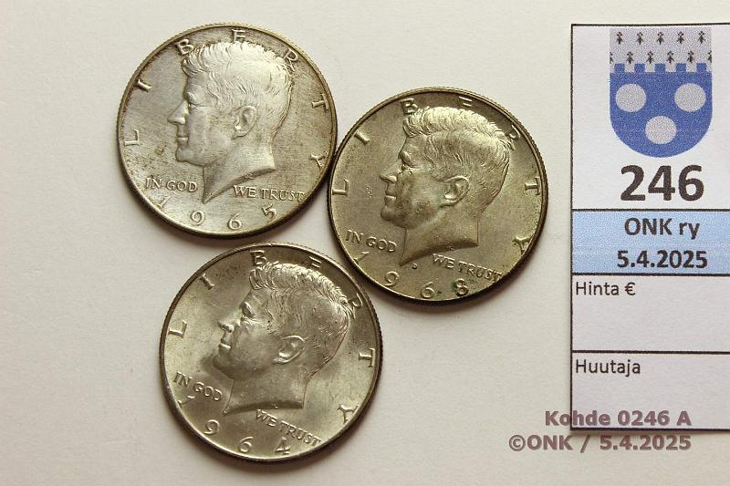k-0246-a.jpg - Kohde 246 (kuva 1/2), lhthinta: 15 € / myyntihinta: 24 € USA  $ (3) 1964D, -65, -68D KM#202, 202a Ag, 12,5g/900 + 2x12,5g/400. Kennedy, kunto: 8-9