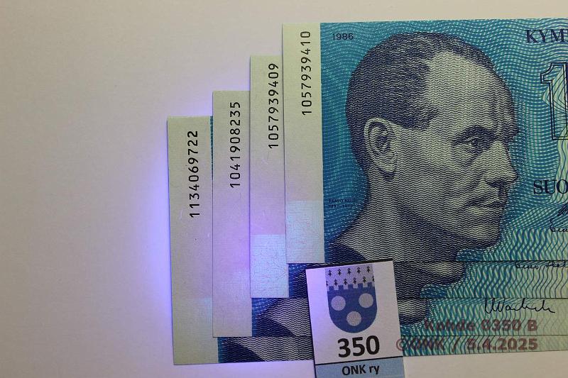k-0350-b.jpg - Kohde 350 (kuva 2/2), lhthinta: 8 € / myyntihinta: 8 € 10 mk 1986 (4) SNY 148.1 1041..OL I-Va1(oikean alareunan kuvio nkyy heikosti UV-valossa), 1057..OL I-Hes(2 perkk.), 1134..HOL-M1, kunto: 9
