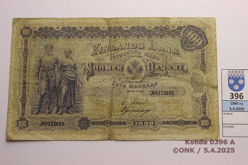 k-0396-a.jpg - Kohde 396 (kuva 1/2), lhthinta: 200 € / myyntihinta: 660 € 100 mk 1898 SNY 175.2 0173693 STE-Jg, viivat alla, prep, preiki, tahroja. Pienin tunnettu sarjan:o viivat alla -variantista, kunto: 3