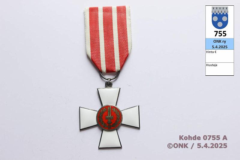 k-0755-a.jpg - Kohde 755 (kuva 1/2), lhthinta: 80 € / ei tarjouksia Sotainvalidien ansioristi Ag 813, Q7=1969, kaiverrus ST, n:o 163, kunto: 9