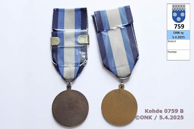k-0759-b.jpg - Kohde 759 (kuva 2/2), lhthinta: 20 € / ei tarjouksia Maanpuolustusmitali (2) Toinen hopeisella soljella, thn myntkirja, kunto: 10, 9