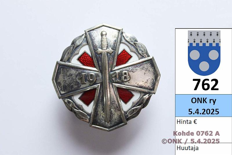 k-0762-a.jpg - Kohde 762 (kuva 1/2), lhthinta: 160 € / myyntihinta: 160 € Vapaussodan invalidimerkki 1918 N:o 946, SKOY, kunto: 7