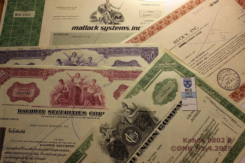 k-0802-b.jpg - Kohde 802 (kuva 2/2), lhthinta: 5 € / myyntihinta: 5 € Osakekirjoja ja oblikaatioita (9) 1964 → Baldwin Securities Corp (2); Heck's Inc; The Grand Union Comp; Crampton Manufacturing Comp; Georgia-Pacific Corp; Columbia Technical Corp; Trans-Beacon Corp; Matlack Systems Inc, kunto: 5-7