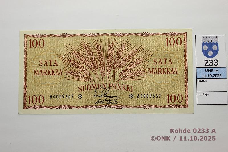 k-0233-a.jpg - Kohde 233, lhthinta: 125 € / ei tarjouksia 100 mk 1957 A* SNY 182.2 A0009367* LEI-AAs, korvaava, painaumia, kunto: 9