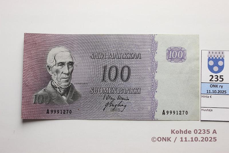k-0235-a.jpg - Kohde 235 (kuva 1/2), lhthinta: 30 € / myyntihinta: 42 € 100 mk 1963 SNY 183.1.1 A9991270 WAR-Eng, iso n:o, loiva ristitaitos, kunto: 6
