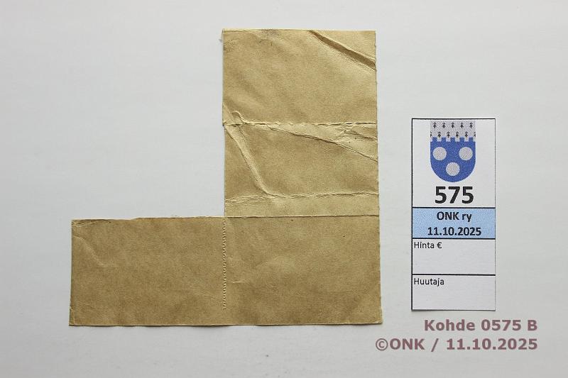 k-0575-b.jpg - Kohde 575 (kuva 2/2), lhthinta: 10 € / myyntihinta: 10 € Lotta Svrd -maksulipukkeet (4) 50 p, 1 mk, 1,5 mk ja 2 mk, kunto: 4-6