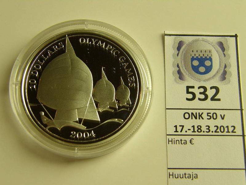 k-0532-a.jpg - Kohde 532, l�ht�hinta: 15 &euro; / myyntihinta: 15 &euro; Ateena 10 D 2003 Ag, Fidji, kapseli, kunto: 10